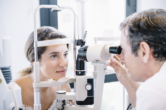 average eye doctor visit cost with insurance